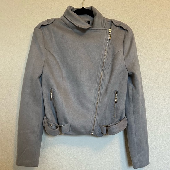 NWT Romeo & Juliet Couture Light Grey Suede Moto Jacket - Size M - Picture 4 of 11